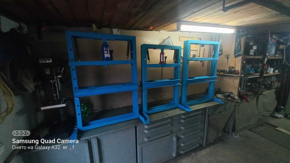 Продам Пресс с Домкратом