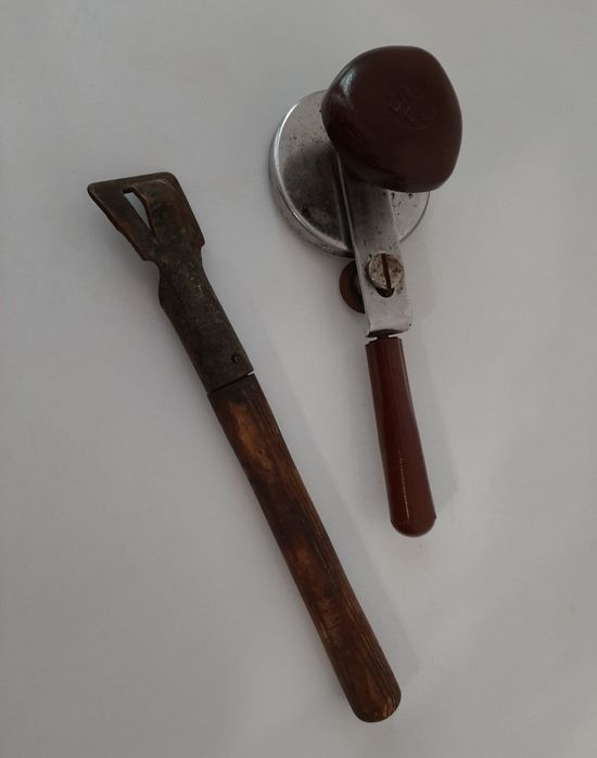 Форма для выпечки, венчик,  ухват...