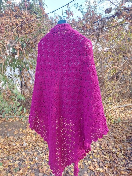 Шаль, платок,  косынка.