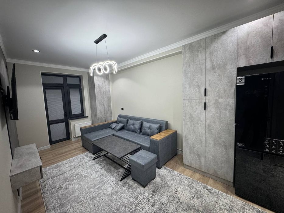 Юнусабад 13 квартал. Продается квартира 2/5/8