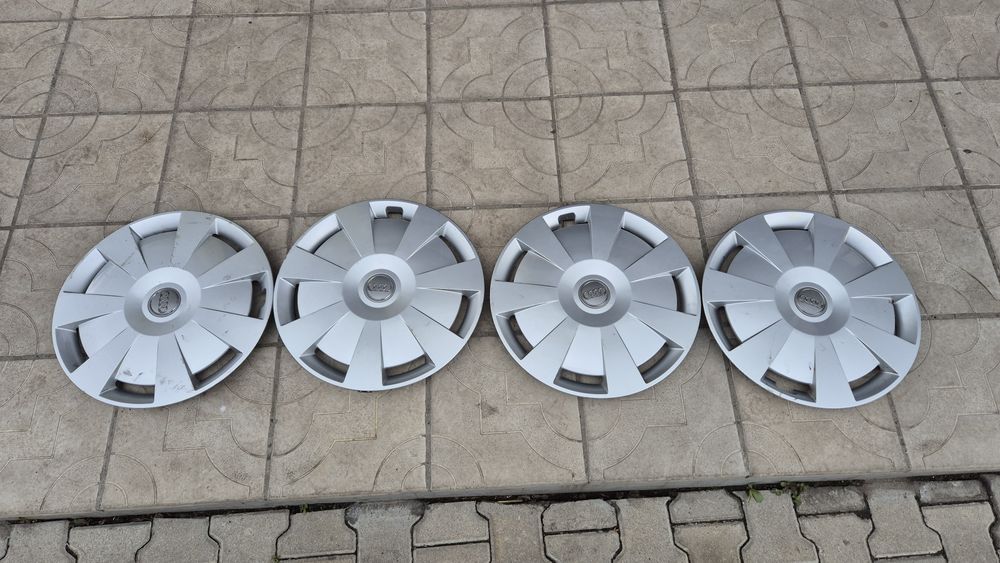 Оригинални  Тасове Ауди-16 цола