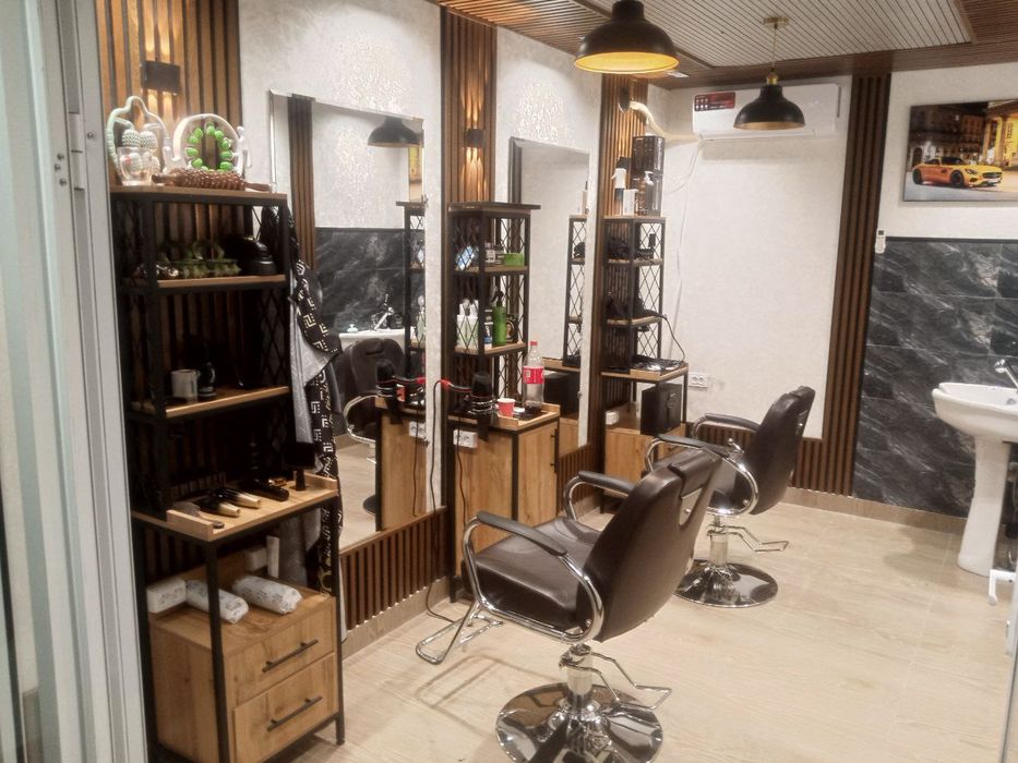 Barbershop, Sartaroshxonada kreslo arendaga beriladi, Tezda.
