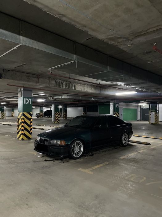 Продам бмв е36 320