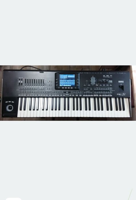 Vand Korg PA3X, orga profesionala in stare foarte buna,bine intretinuta!Bateria interna a fost schimbata recent si s a cantat doar cu aranjor!