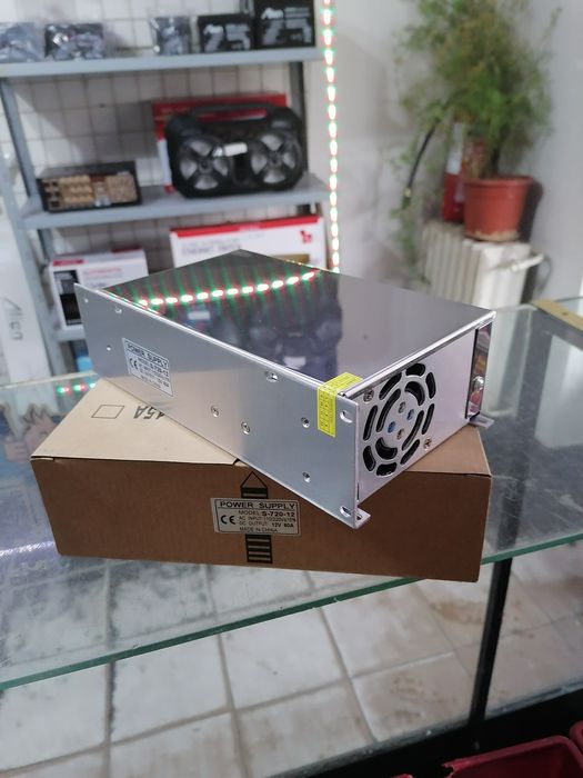 Vând sursa în comutație de 12v 60A 800W