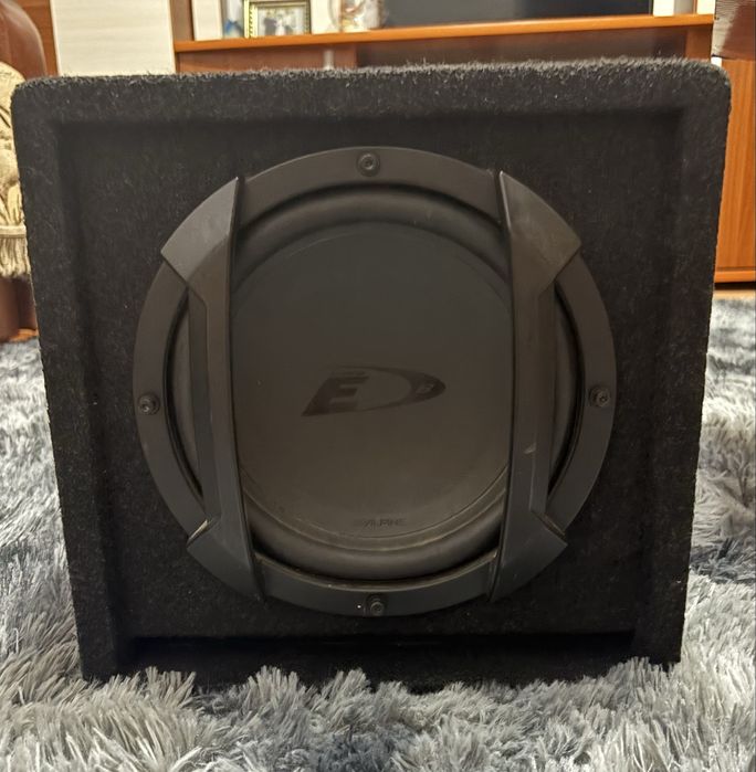 Vand subwoofer alpine