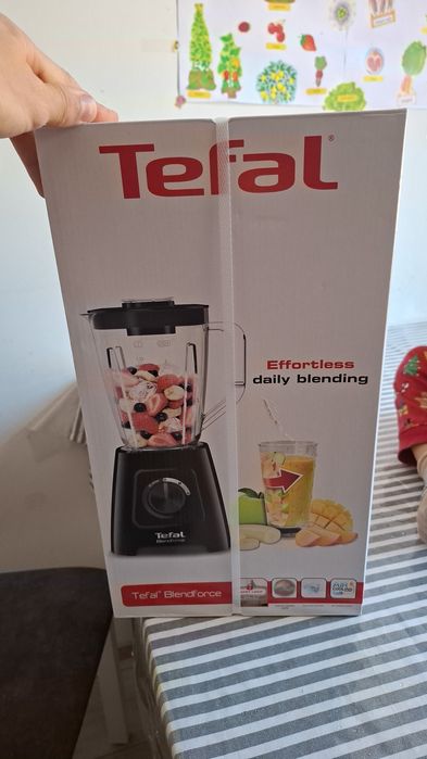 Blender Tefal nou