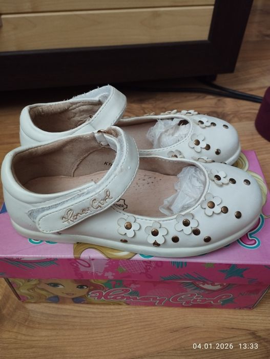 Продам обувь/туфли на девочку