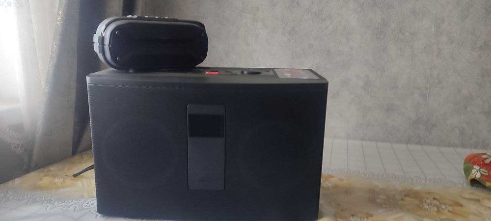 Колонка New Rixing и Блютус колонки