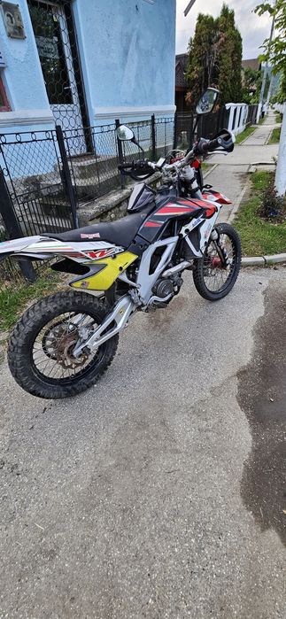 Vând Aprilia Rxv 450 Zmeuratu • OLX.ro