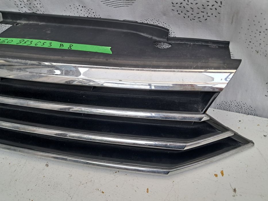 Грил решетка Vw Passat B8