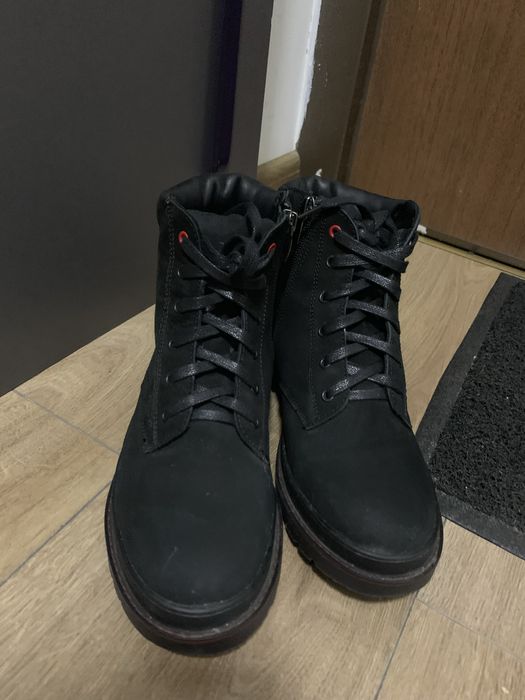 Ботинки женские 38 из нубука черные искусственный мех