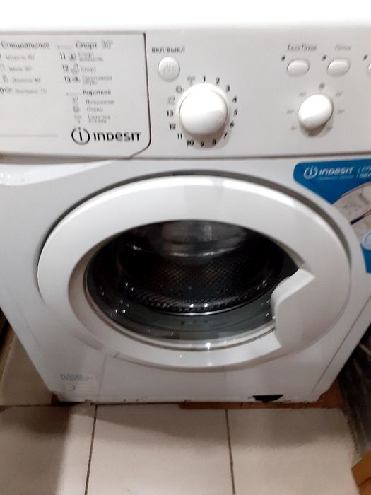 Продам машинку в отличном состоянии
