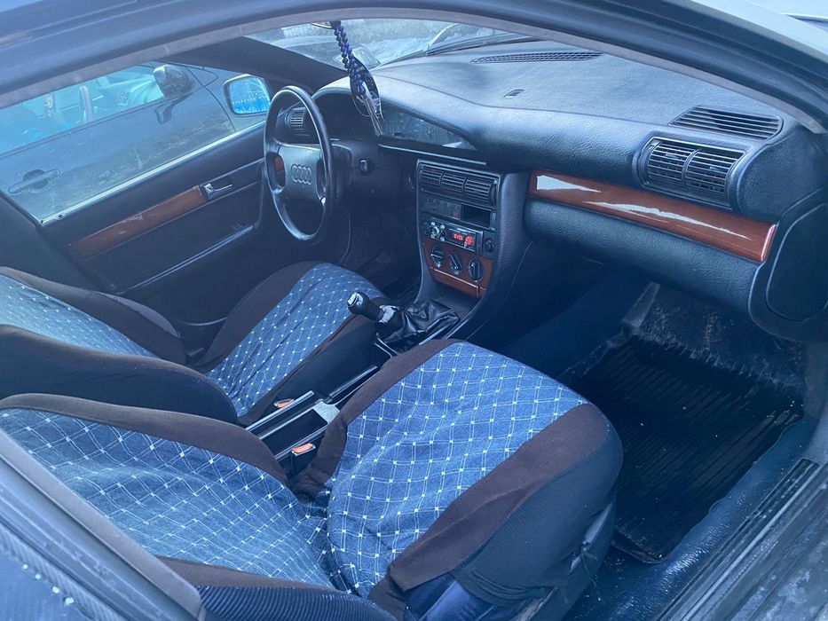 Ауди 100 с4 машина