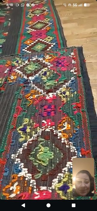 Covor românesc  (2.83m x 1.63m) cusut manual cu lana– piesă decor rară