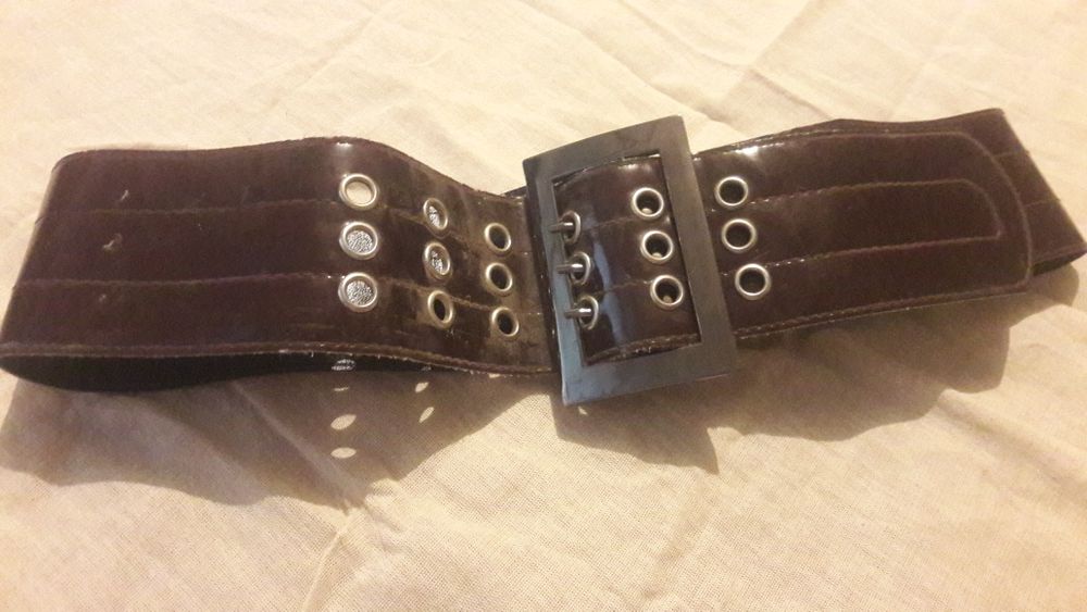 Женские ремни разные