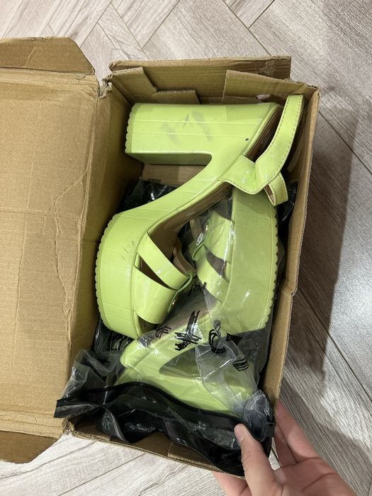 Туфли 33 размера отдам даром