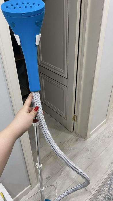 Продам отпариватель Philips