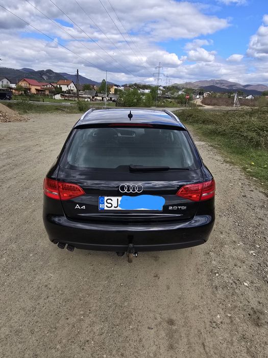 Vând Audi a4 b8 motor 2.0 TDI