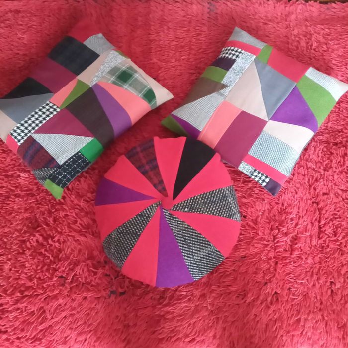 Декоративни коледни възглавнички ръчно изработени