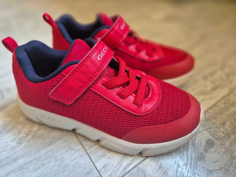 Маратонки боти ботуши мокасини Адидас adidas Geox геокс 26 31 28 30