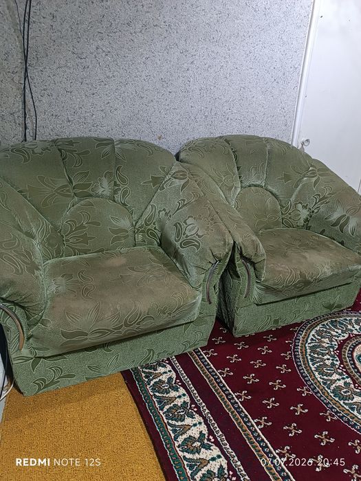 Продам кресло 2 шт б/у