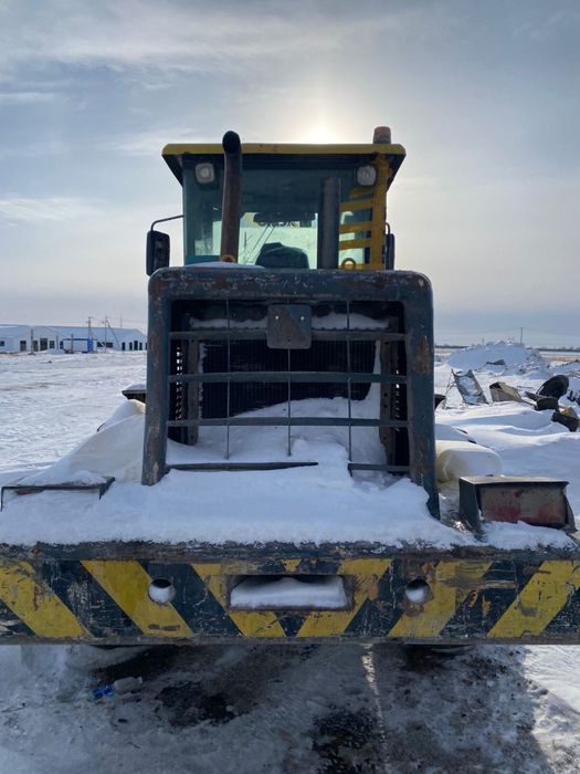 Продам погрузчик фронтальный