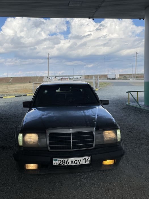 Mersedec benz w124 3л