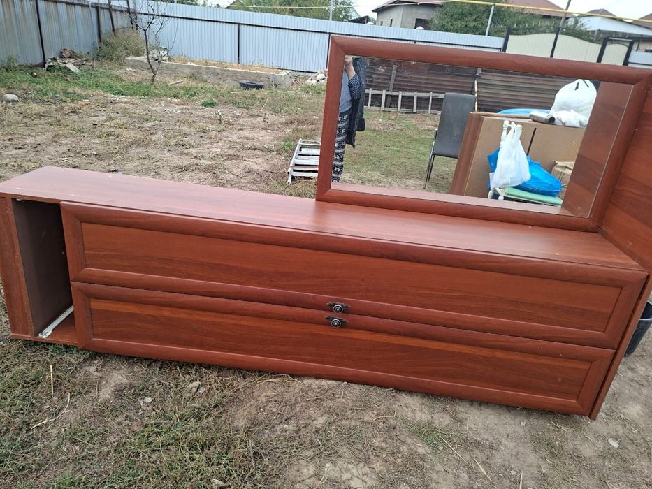 Продам шкаф и комод