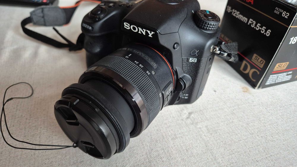 Фотоапарат Sony Alpha 68 SLТ