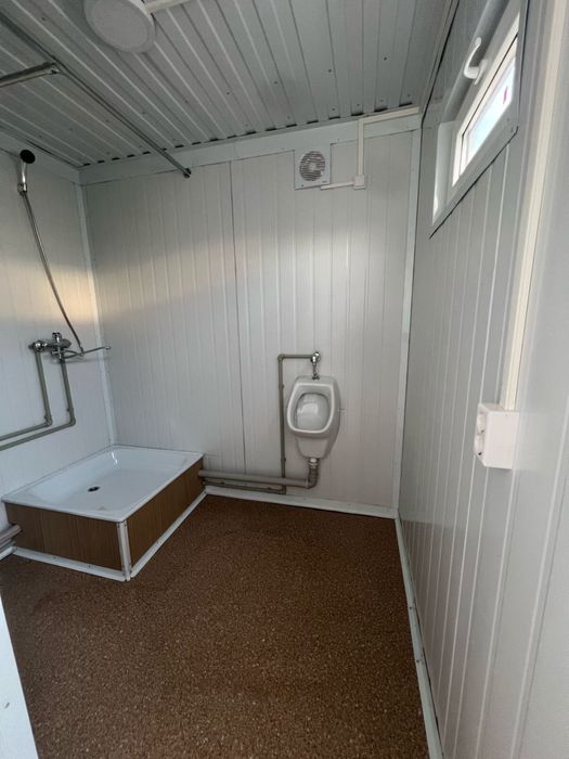 Контейнер с душевой, санузлом, туалетом