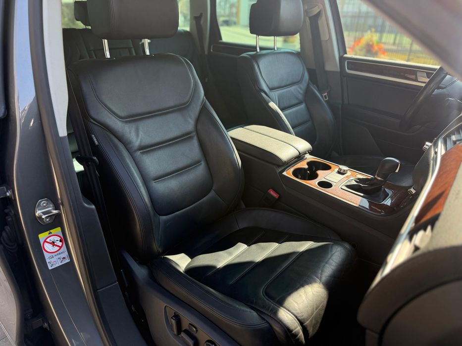 Vw Touareg 2014 - piele/ Led/camere 360 - anvelope noi Michelin