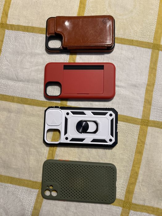 Калъфи за айфон 11