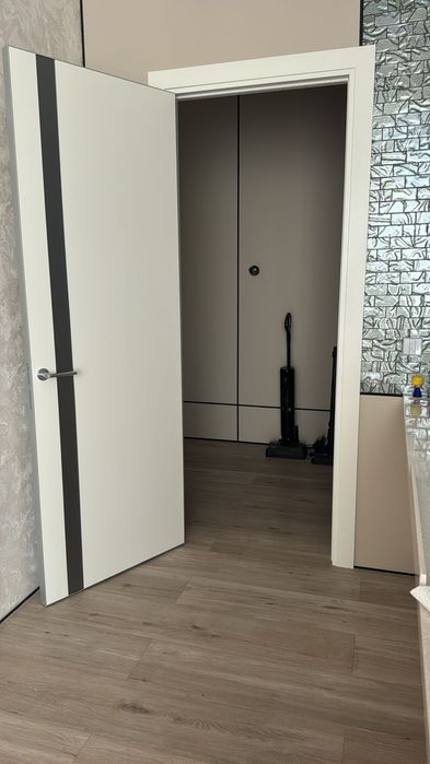 Установка межкомнатные дверей