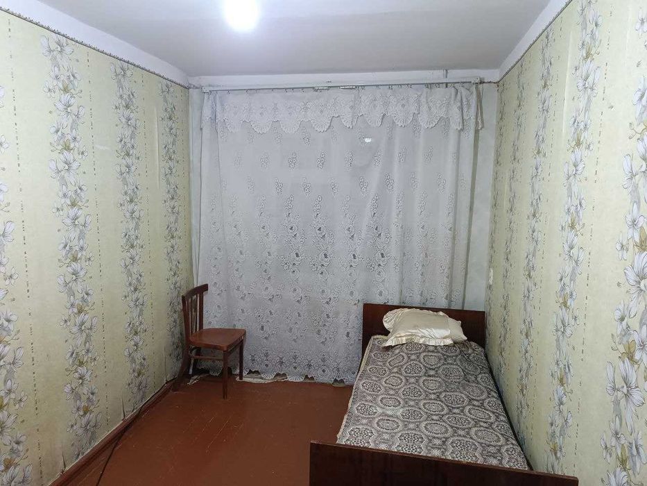 Продается 3-комнатная квартира с капитальным ремонтом (Чирчик)