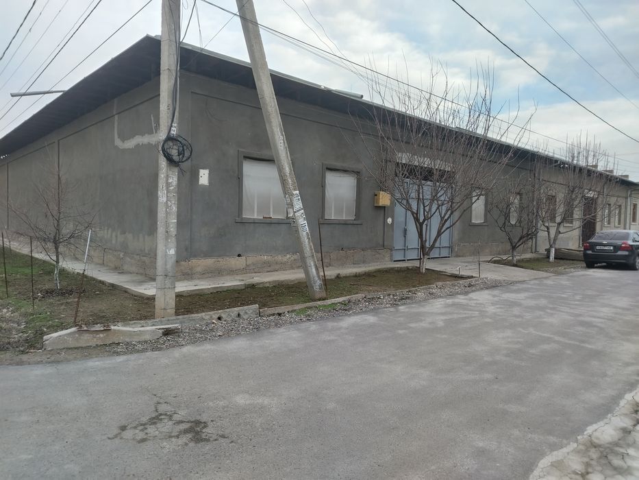 6 соток хонадон, Зангиота, Уртаовул