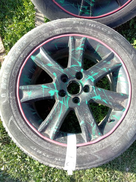 Vând jante 215/55 R17