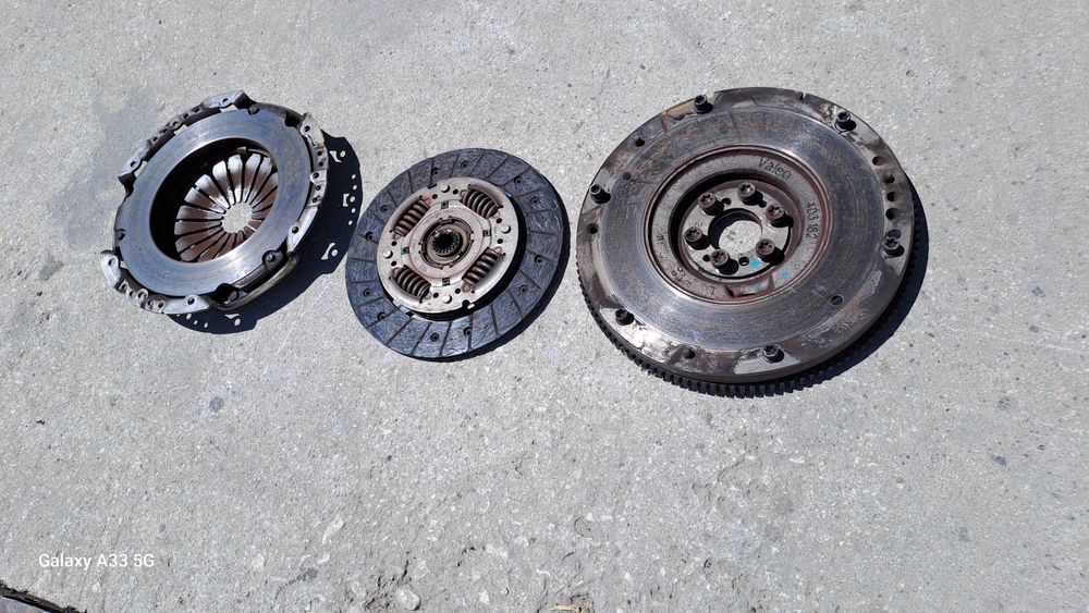 Маховик+съединител к-т FIAT GRANDE PUNTO 1.4I 2009-