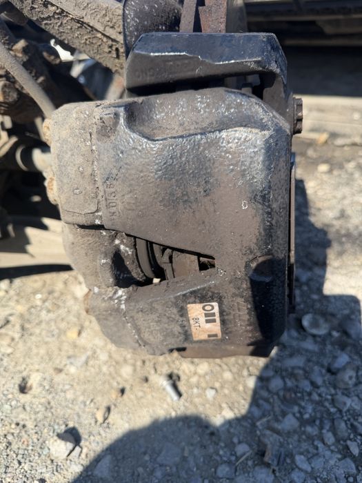 Предни спирачки от Ауди с4 б8 345мм