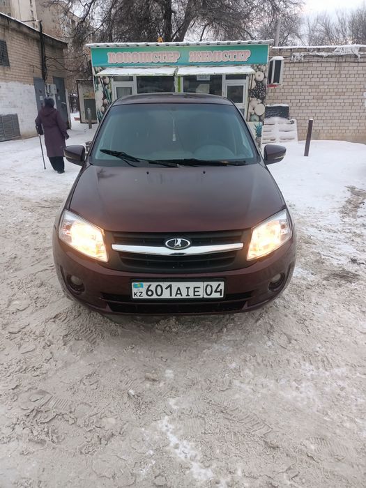 Лада Гранта 2012 год