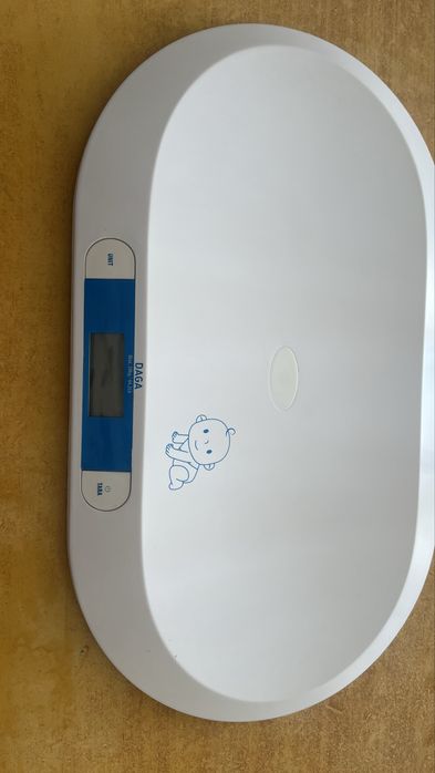 Бебешка везна Daga