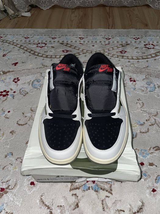 Nike Air jordan travis scot olive