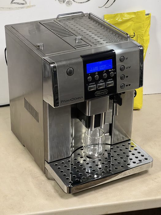 Кафемашина кафе автомат delonghı Primadonna