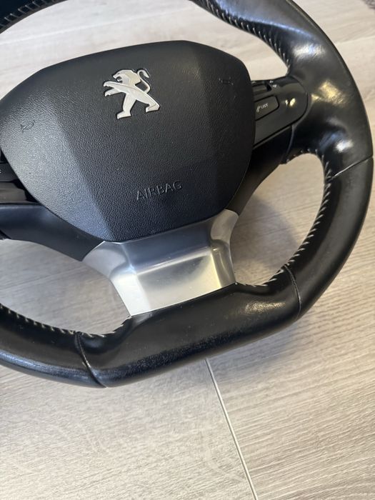 Волан Peugeot 208 / 308 / 2008 / 3008 Пежо 208 308 и еърбег airbag