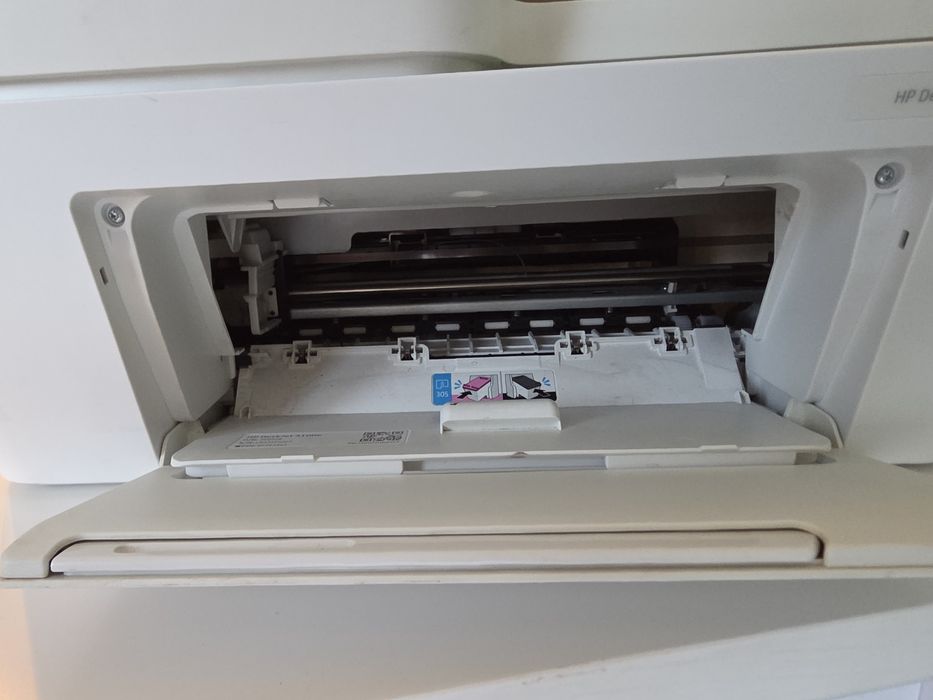Мултифункционален цветен принтер HP DeskJet 4122e (Wi-Fi, скенер, копир, ADF)