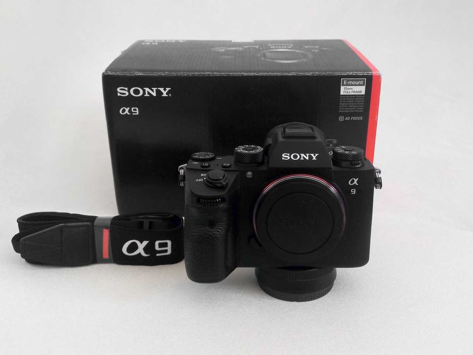 топовая беззеркалка Sony A9