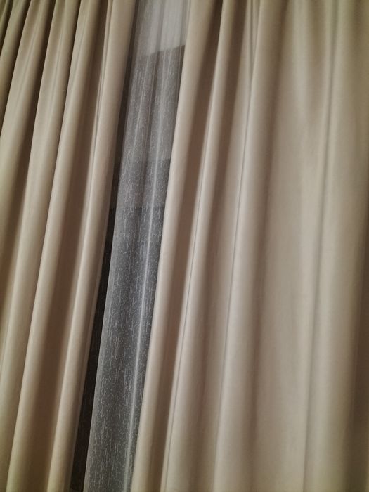 Set draperii catifea superbe, NOI, de lux, culoarea bej deschis 2x 260x258 cm