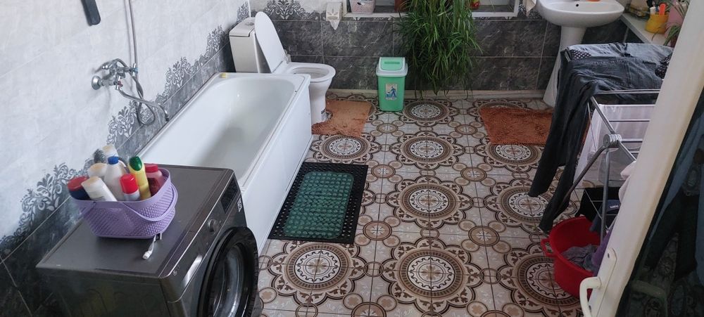 Уй сатылады тез арада