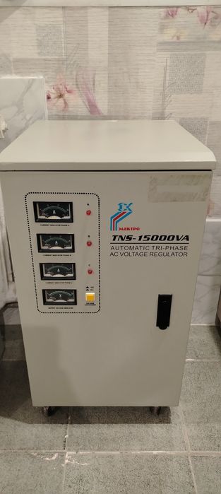 Продам стабилизатор напряжения