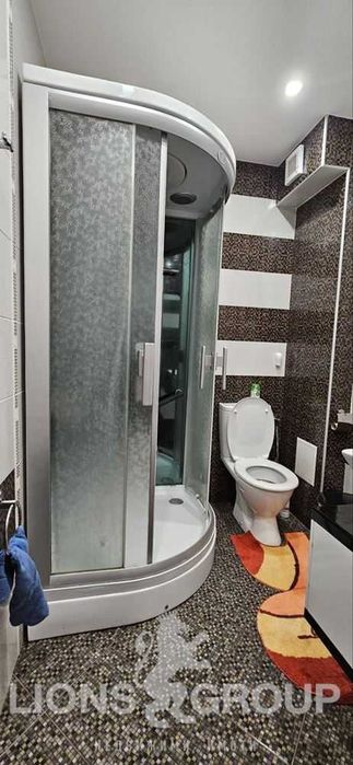 Дава се под наем Тристаен апартамент в Варна, Левски - 95 кв.м за 747.66 € - Снимка #11